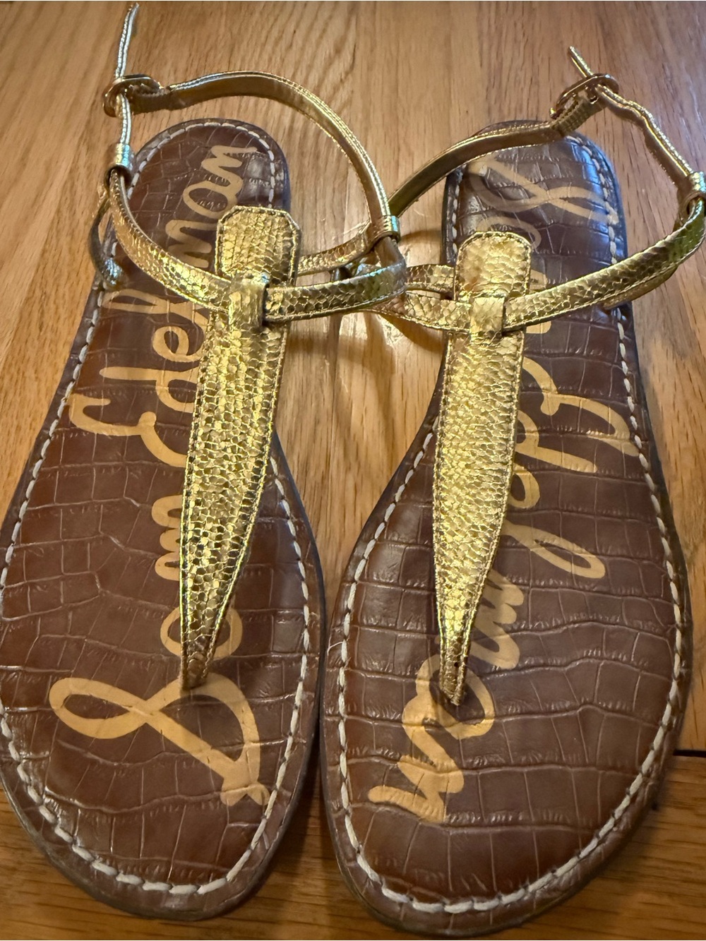 Sam Edelman Gold Gigi Metallic T-Strap Flat Sandals